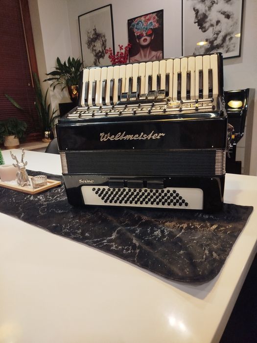 Akordeon Weltmaister 80