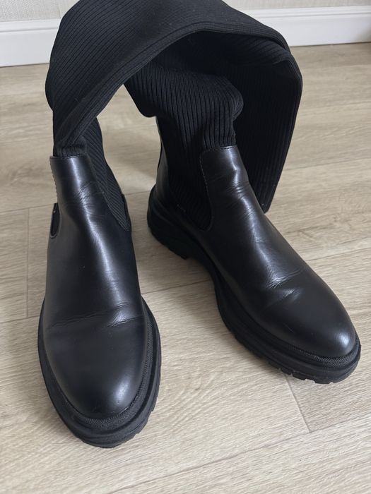Жіночі чоботи високі Zara