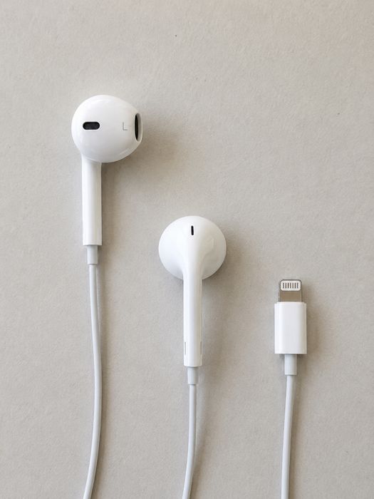 Apple Earpods com conector  branco