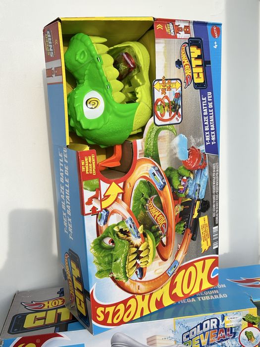 Трек Hot Wheels T-Rex Battle Blaze Атака вогняного Ті Рекса T REX City з системою Speed Snap Хот вилс атака огненного дракона ігровий набір набор