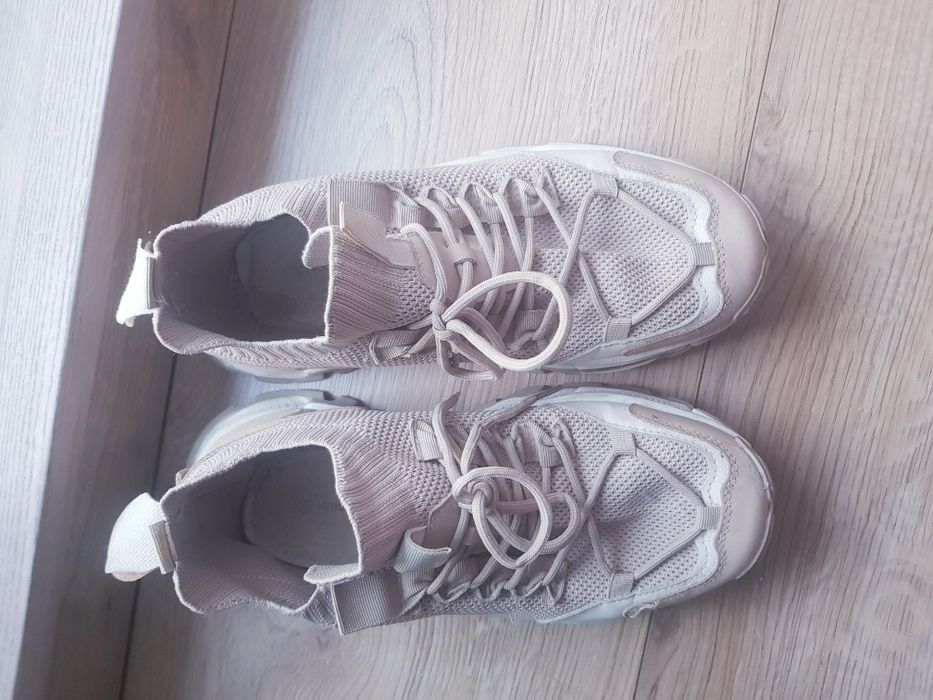 Buty sportowe męskie marki Ideal Shoes rozmiar 41.