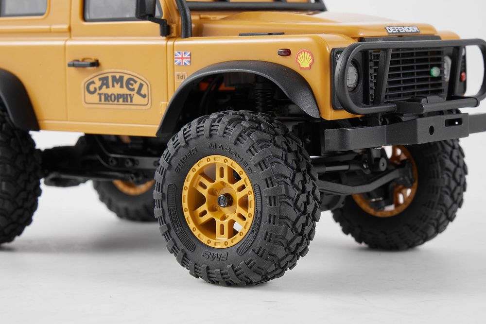 Машинка на радіокеруванні FMS 1:24 FCX24M Land Rover DEFENDER 90 Camel