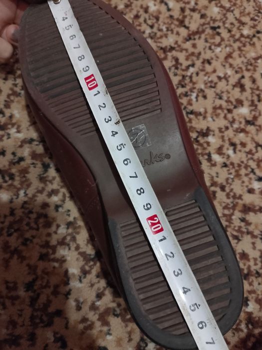 Мешти туфлі в доброму стані