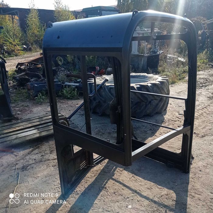 Minikoparka cat kabina