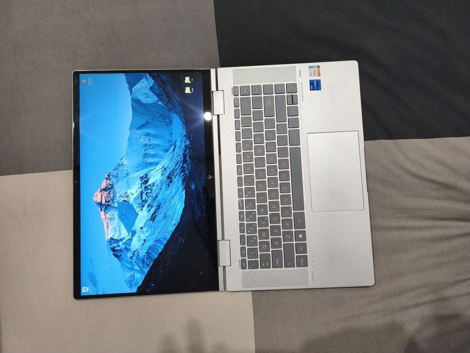 Portátil HP  Convertível X360  Tátil i7-1355U 5GHZ 16G ddr5  Garantia