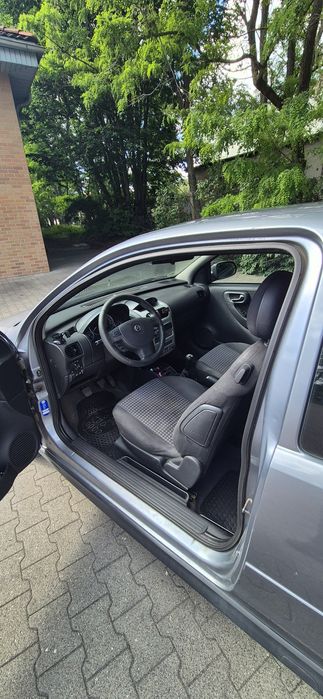 Opel Corsa C  ..