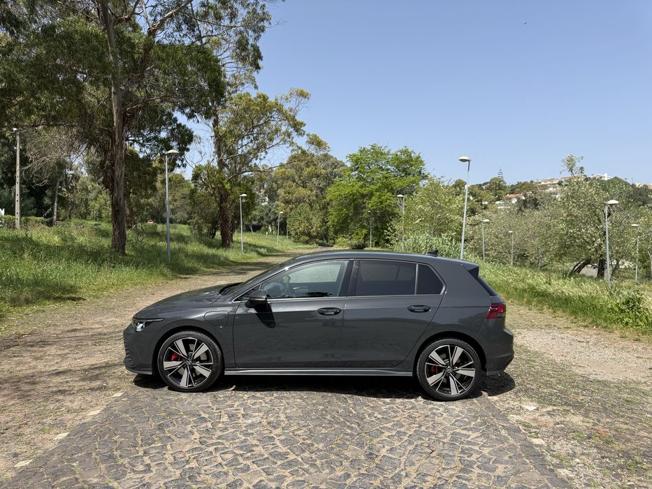 Golf 8 GTE Híbrido Plug-in *Iva dedutível