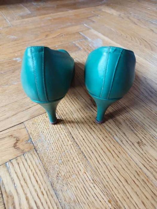 Zielone vintage buty na obcasie