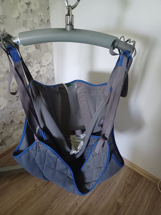Podnosnik medyczny dżwig  invacare dla osób o wadze 180kg