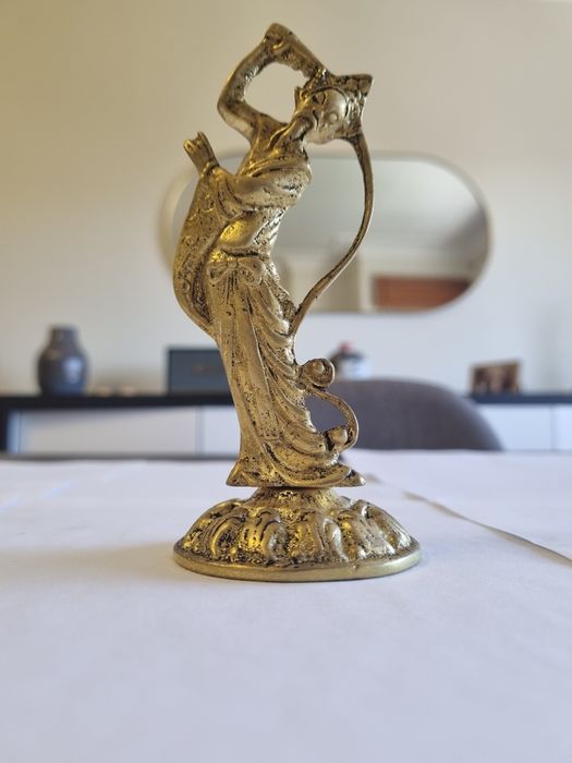 Estatueta indiana em estanho