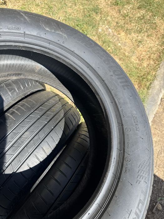 225/55R17 Bridgestone Turanza T005