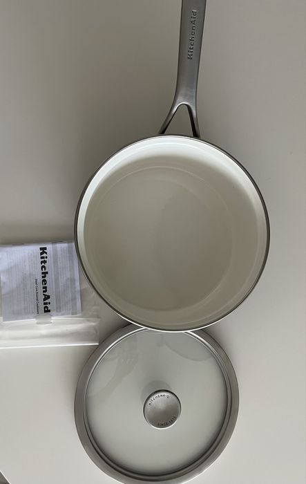 Garnek, rondel kitchenaid 2,4 l, bezniklowy