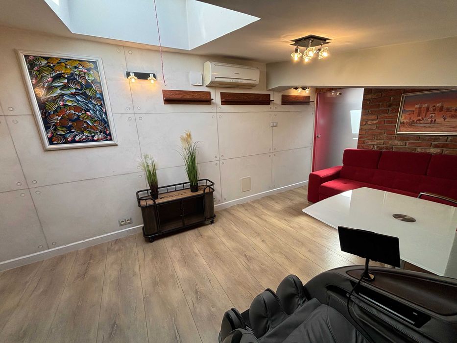 Plac Konstytucji | wyjątkowy i cichy apartament 40 m² | klimatyzacja | garderoba | home office | fotel masujący |parking | pełne wyposażenie