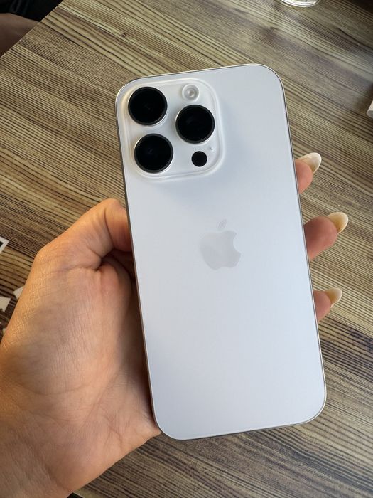 Iphone 16 pro - 256gb (ABERTO DIA 03/08)