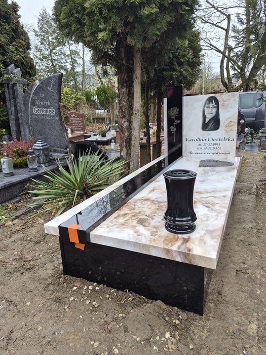 Nagrobki Kompozytowe.  Montaż za darmoCały Kraj.