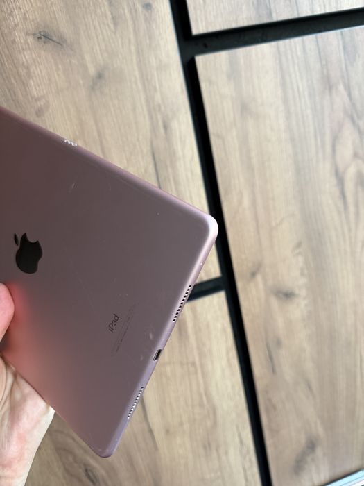 Apple iPad Pro 10.5 64gb Wi-Fi 120 герц