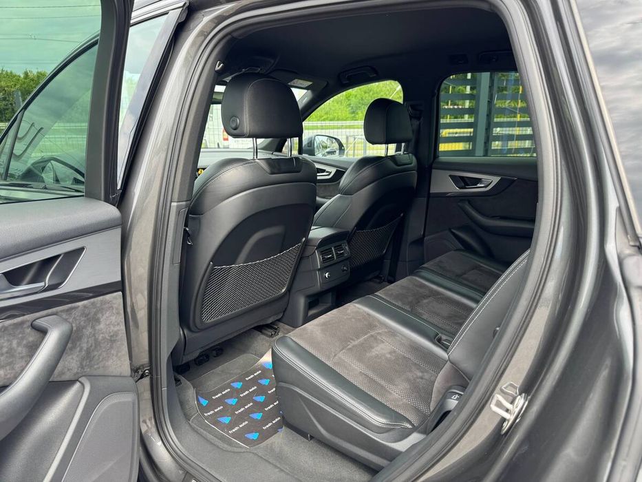Audi Q7 2018 freshauto