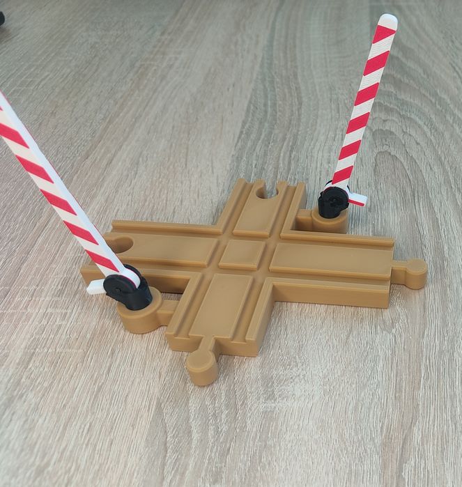 Перехрестя зі шлагбаумами для дерев'яної залізниці Brio, Ikea, Playtiv