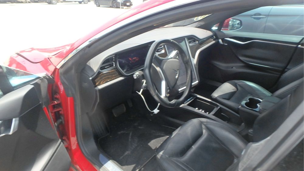 2016 Tesla S 75D