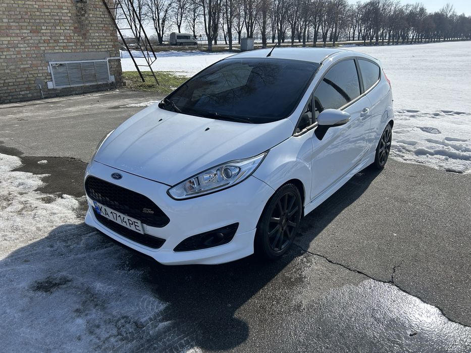 Ford Fiesta 2013 ST