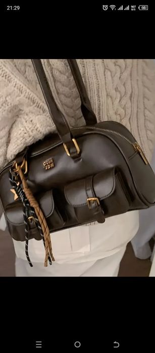 Продаю сумку шоколадного цвета.