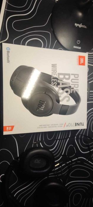 Бездротові Навушники JBL Tune 710BT