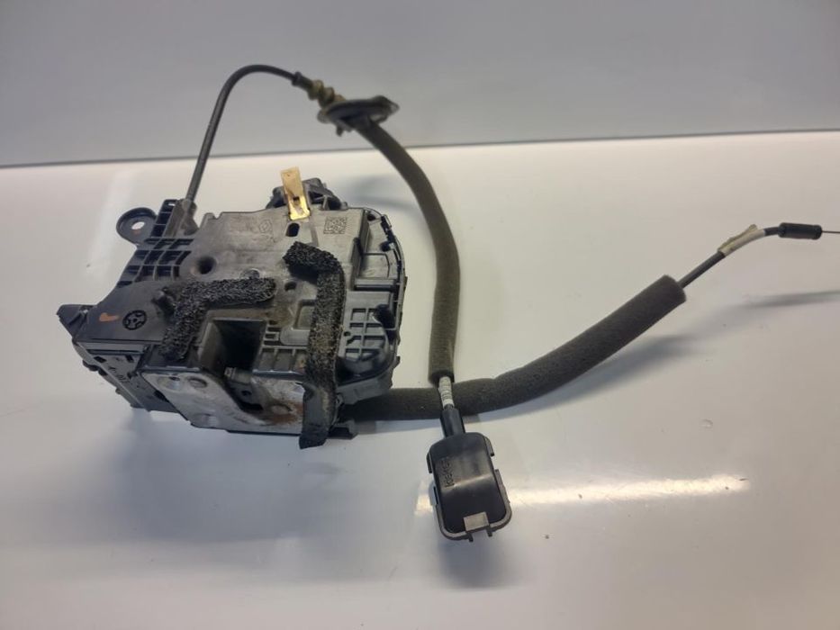 Fechadura porta traseira direita  Renault Clio 4 IV  (BH) (KH) 2017