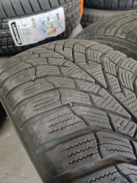 Opony zimowe 215/60R16 99H Kumho Winter Craft WP51 | 2szt