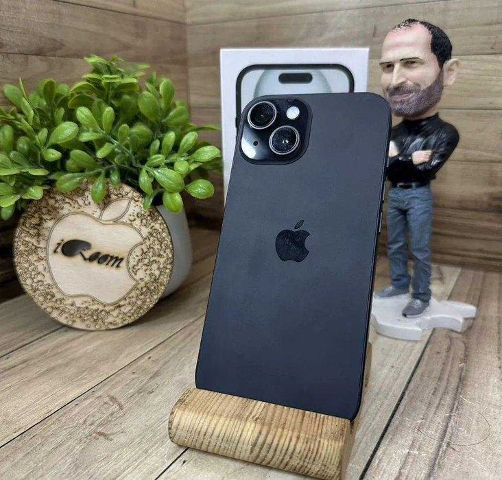 iPhone 15, 256 ГБ