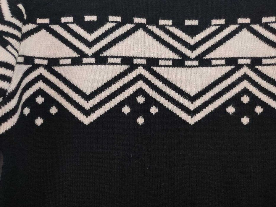 vestido preto e branco