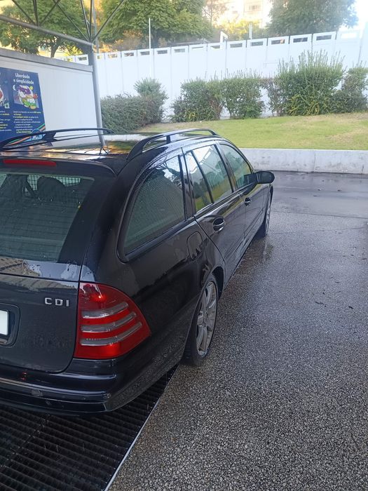 Mercedes C 220 143 CV — photo 3