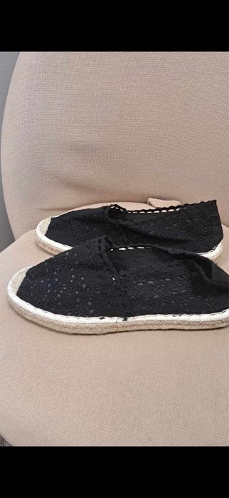 Espadryle koronkowe czarne
