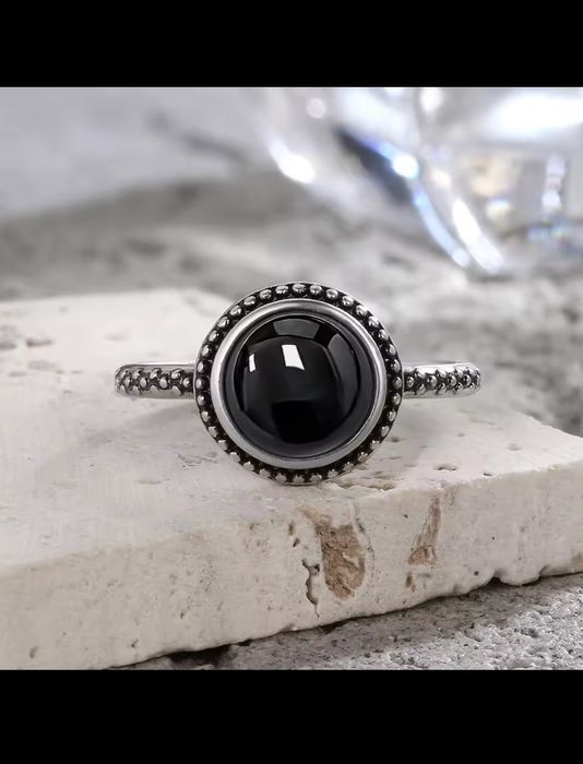 Кольцо серебряное. Срiбна каблучка. Кільце срібне. Кольцо. Перстень.