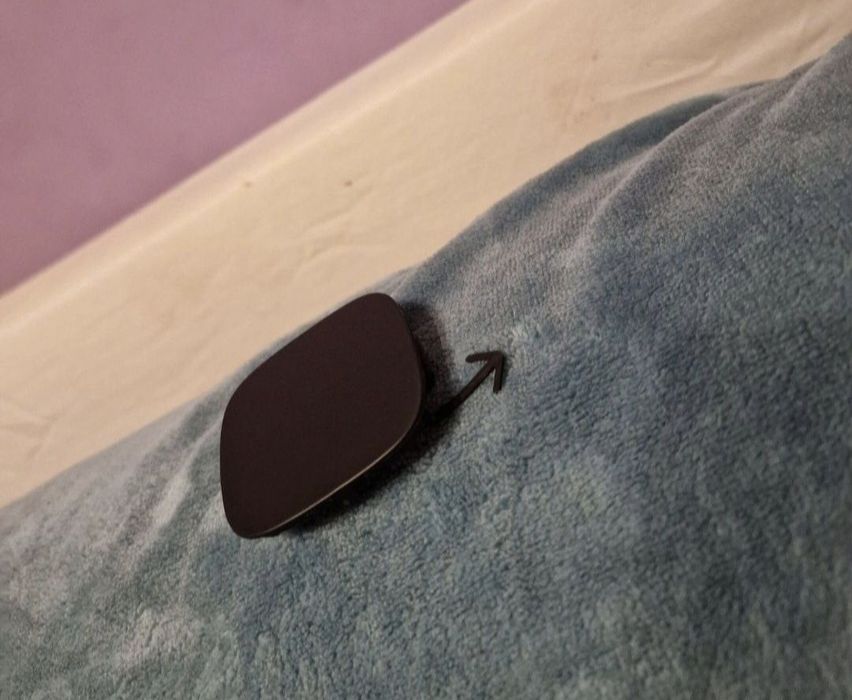 Zaślepka Haka Toyota Corolla OE 021200 hak zderzak osłona