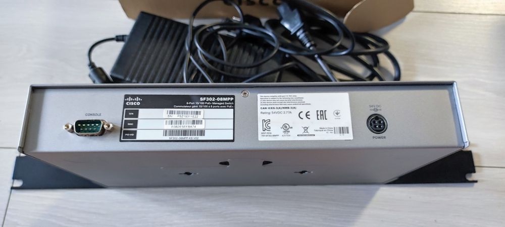 Switch SF302-08MPP Cisco PoE zarządzalny rack 8x10/100 + 2 gigabit/SFP