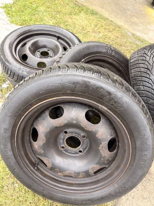 Felgi stalowe opony zimowe kołpaki 16 citroen c4 picasso / grand