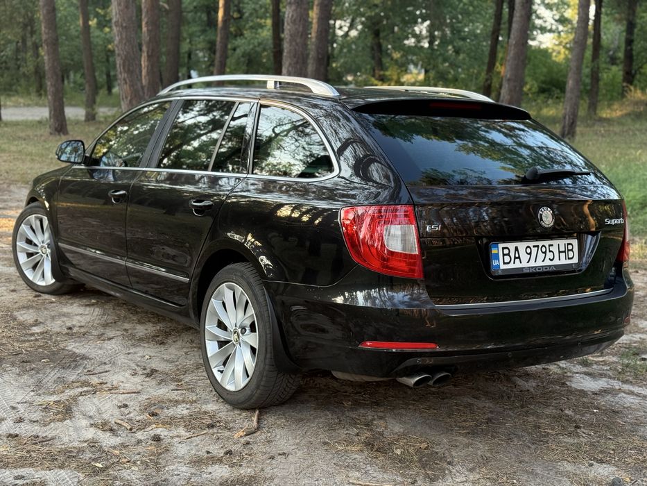 Škoda Superb 1.8 TSI DSG L&K • Панорама • Кожа • Память • Парктроники