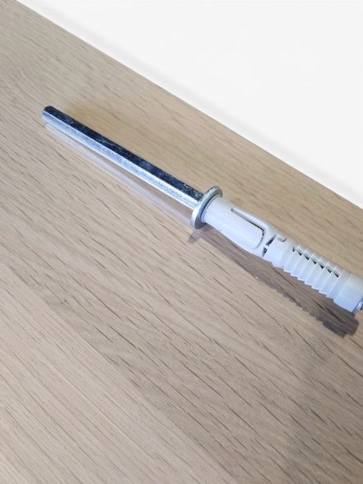 Półka dębowa wisząca ścienna zaokrąglone rogi lita klejonka dębowa na wymiar - PRODUCENT