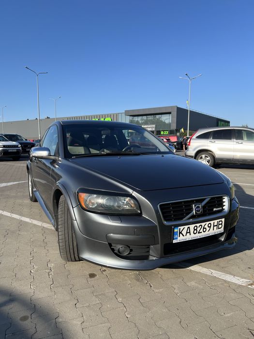 VOLVO C30 2.0D R-Design