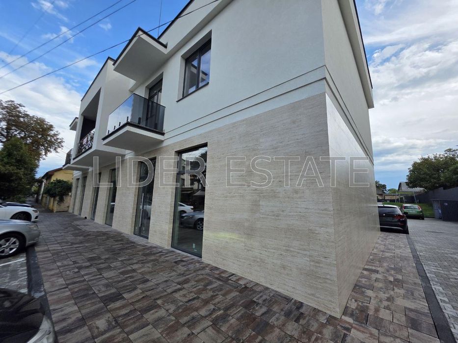 Центр|Оренда комерційного приміщення|фасад| Ужгород|