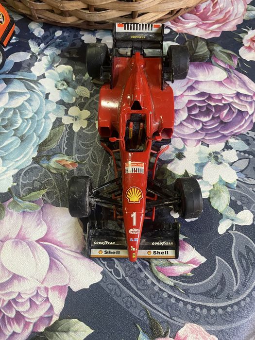 Carros de modelismo (varias escalas)