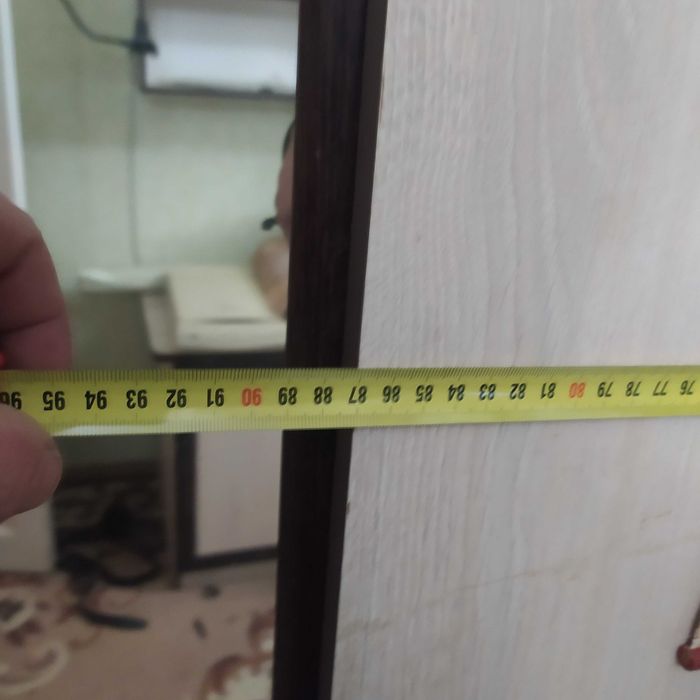 Продам угловой шкаф для спальни