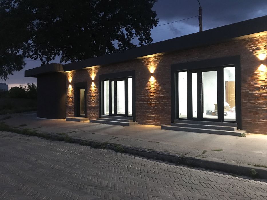 Продам магазини, бутіки, комерційні приміщення