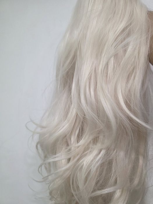 Peruca Longa Ondulada - Loira Clara