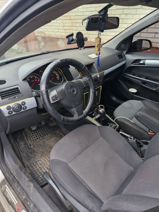 Продам авто опель Астра 1.7 дизель