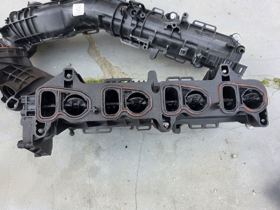 Kolektor ssący BMW G30 G31 520d B47 2.0d