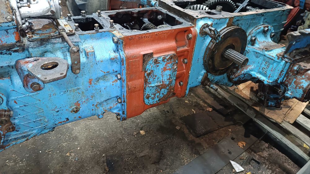 Мтз 80 на запчастини або під відновлення на 95% комплектний