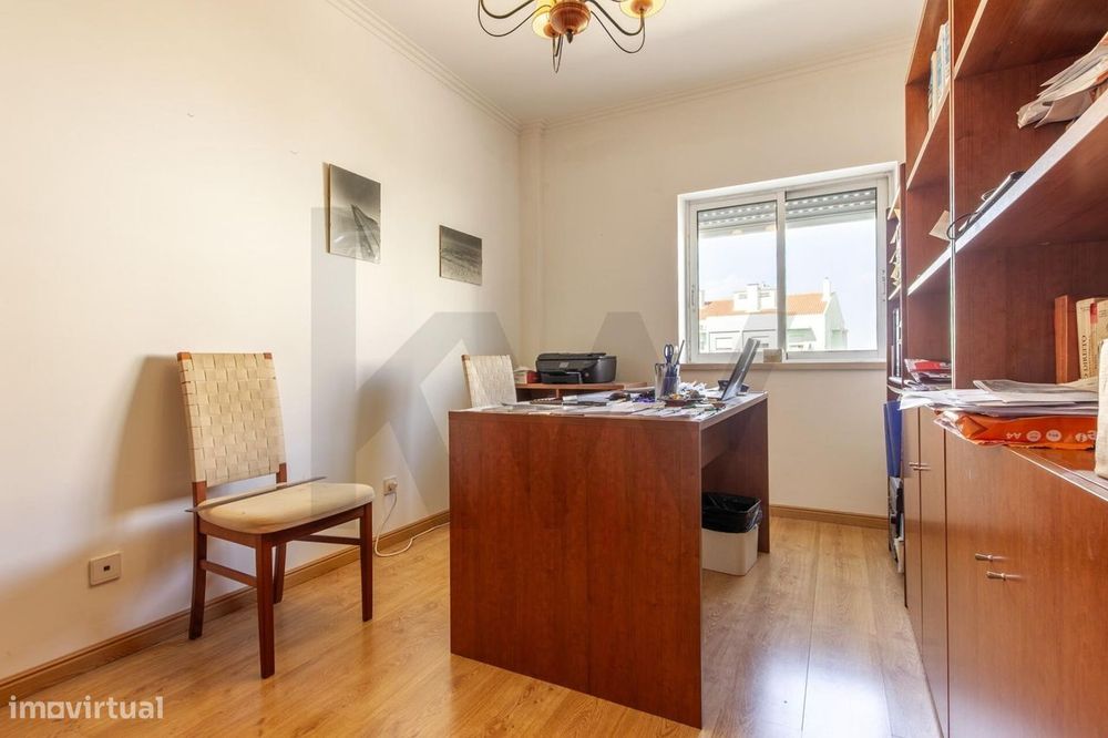 Apartamento T3 com Suíte, Lareira, Três Varandas e Arrecadação | Monti