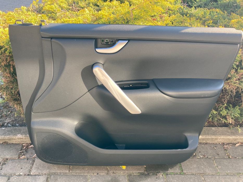 Boczek Boczki Tapicerka Mercedes X-Klasa W 470