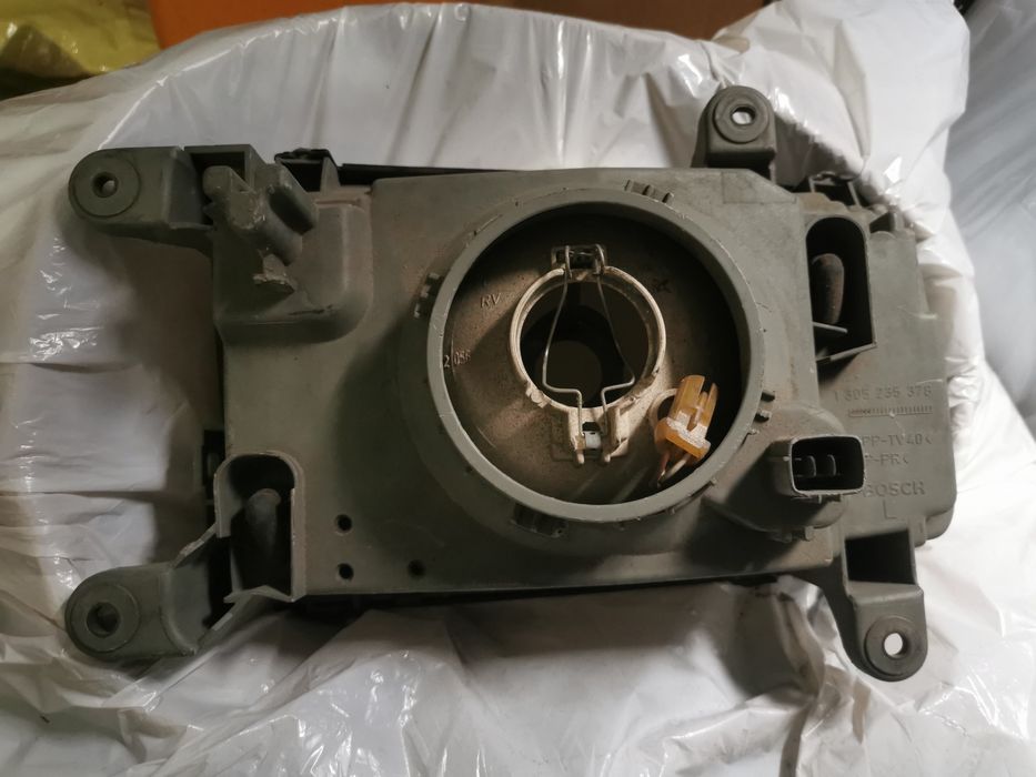 Farol e Farolin Opel Frontera